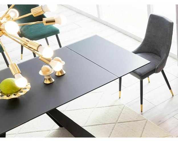 Juodas ištraukiamas valgomasis stalas MAT 160–240 × 90 cm | Stalai