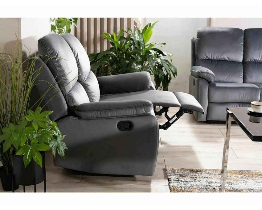 Išskleidžiama 2 vietų aksominė sofa | Metalinis rėmas, pilka/juoda