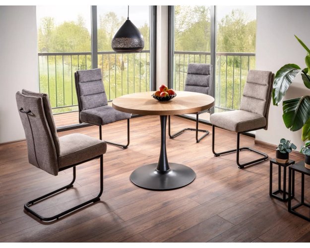 Valgomojo kėdė iš audinio – smėlio su juodu metalu
